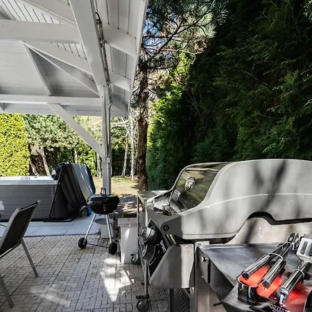 Vila Serenity Garden Jacuzzi Retreat Prague *